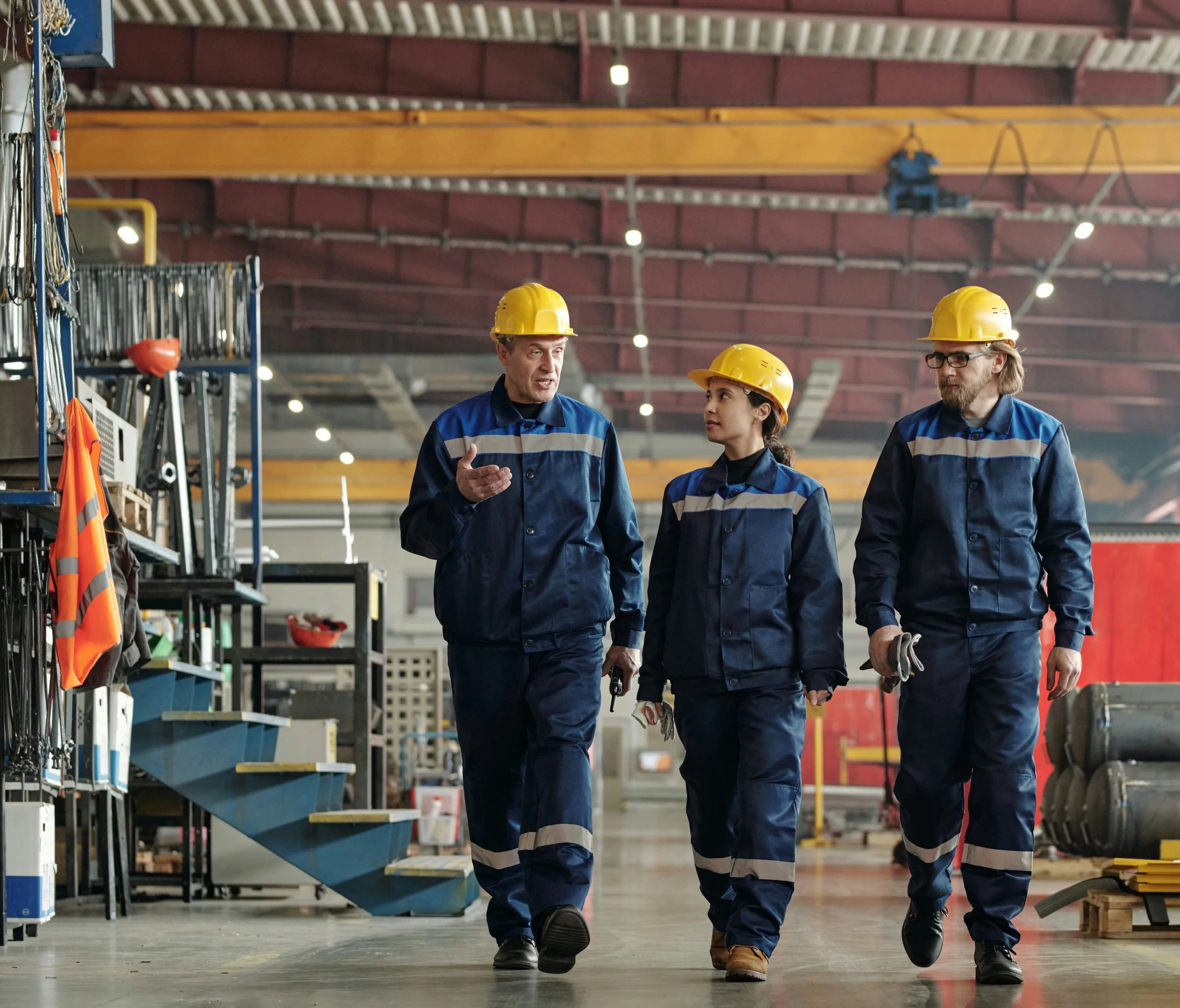 Construction workers in LantaoWork uniforms on site